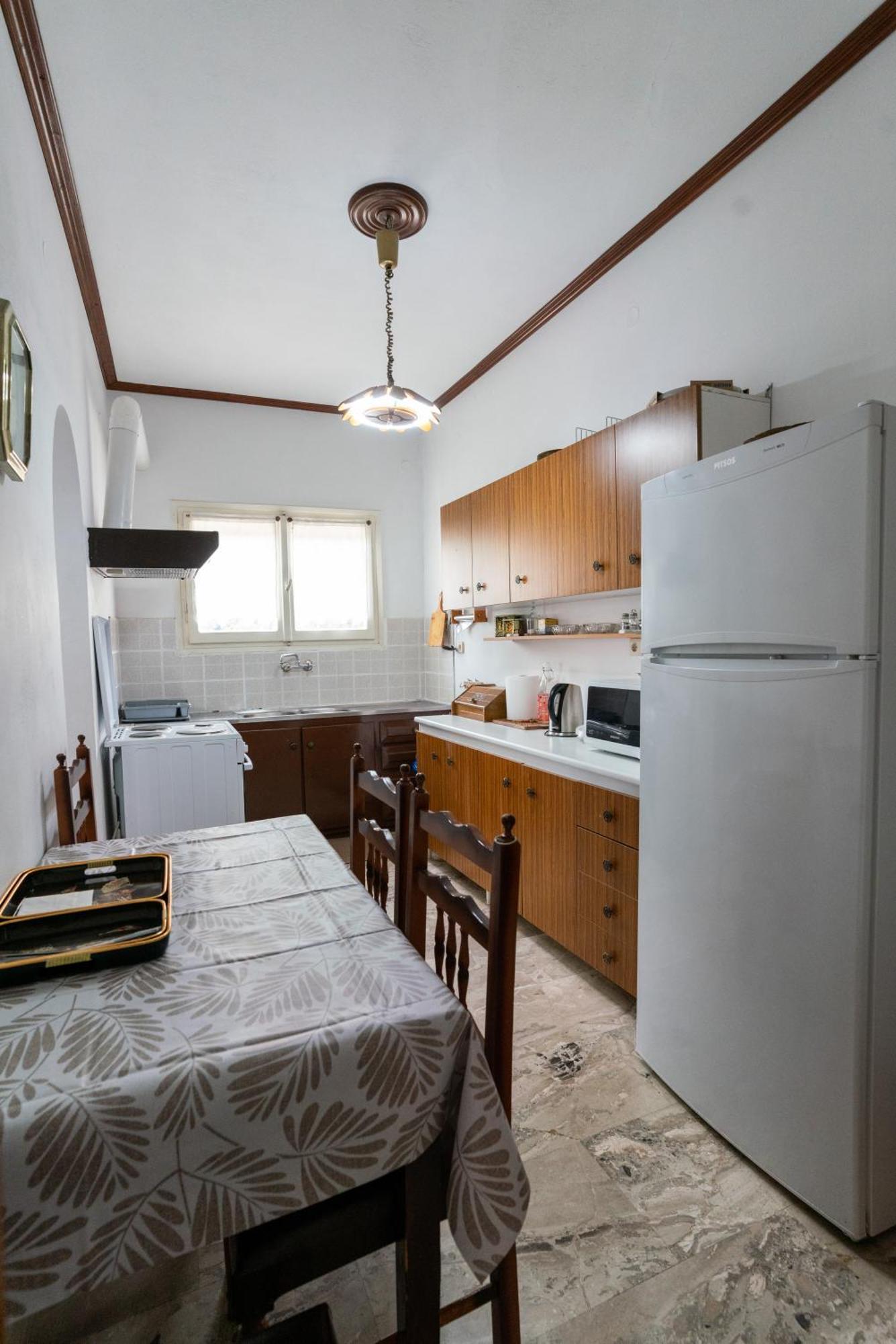 Apartment Tasos *